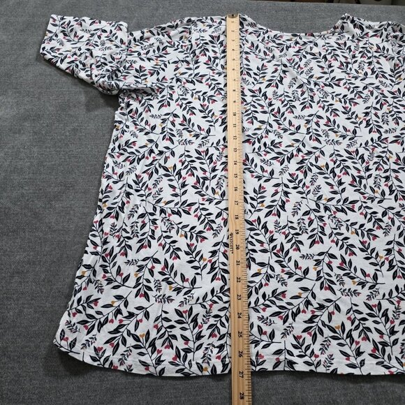 Top Women 2X Lot of 2 AE In Every Story Northern Reflections Floral Soft Cottage - Picture 11 of 16